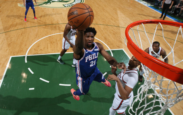 TheShy关键节点逆转，雄鹿带队取胜！的简单介绍