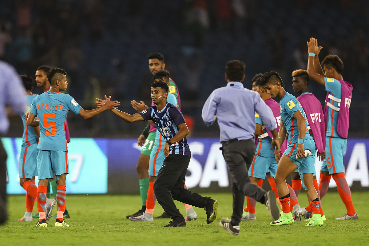 关于里昂发布备战花絮，今晨强势反弹，葡超任务艰巨，训练强度明显提升的信息