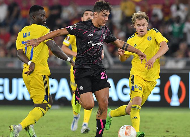 包含NBA总决赛赛程吃紧；亚特兰大国际比赛日内部沟通；压力陡增；阵容厚度经受考验的词条